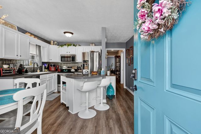 137 Gentle Breeze Court, Temple, GA 30179