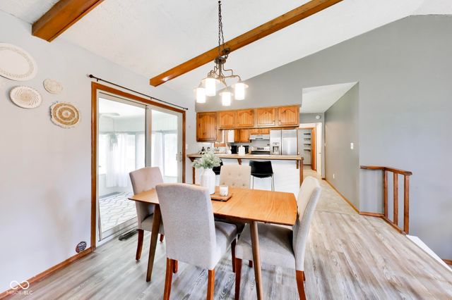 6768 W Brier Creek Drive, New Palestine, IN 46163