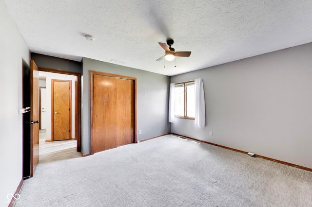 6768 W Brier Creek Drive, New Palestine, IN 46163