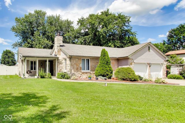 6768 W Brier Creek Drive, New Palestine, IN 46163