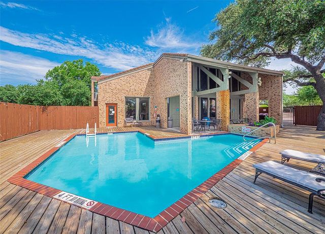 8888 Tallwood DR 2111, Austin, TX 78759