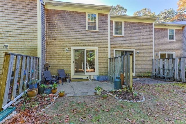 300 Falmouth Rd 21E, Mashpee, MA 02649