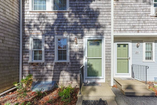 300 Falmouth Rd 21E, Mashpee, MA 02649