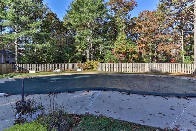 300 Falmouth Rd 21E, Mashpee, MA 02649