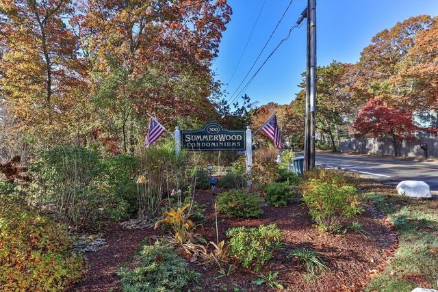 300 Falmouth Rd 21E, Mashpee, MA 02649