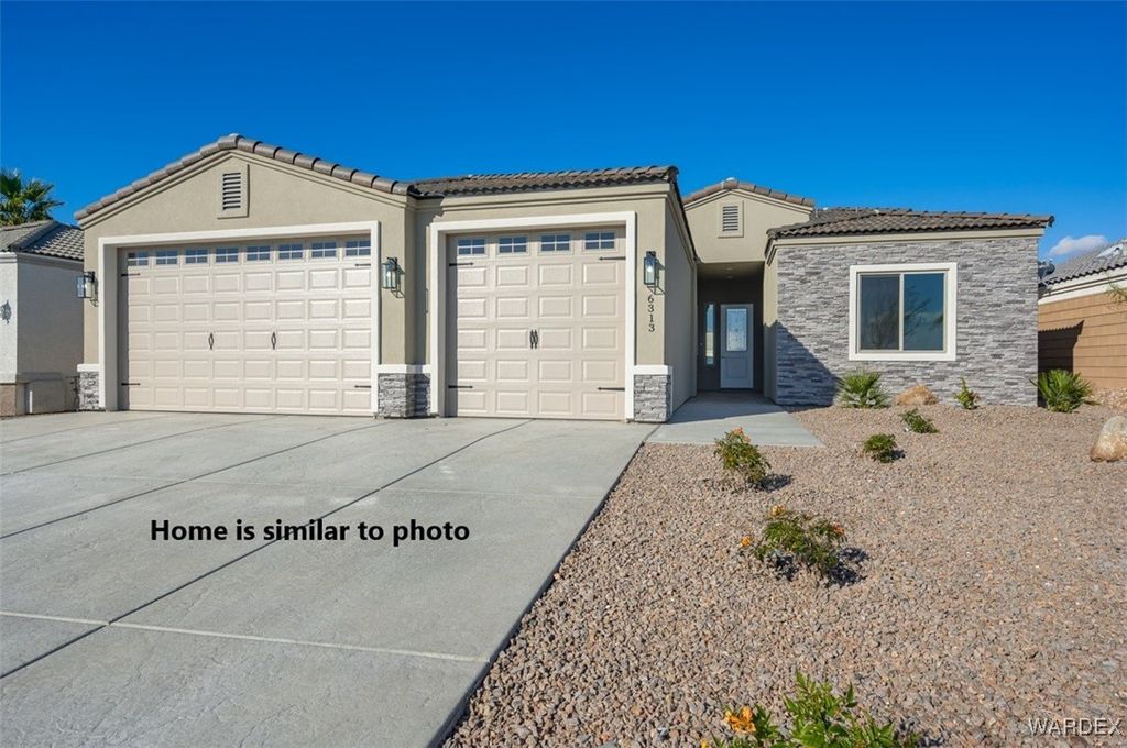 5546 S Declaration Avenue, Fort Mohave, AZ 86426