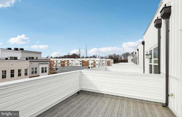 3057 NINA CLARKE DR, Rockville, MD 20850