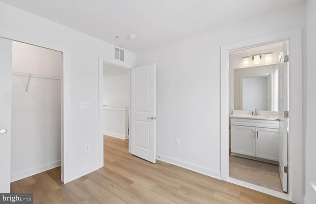 3057 NINA CLARKE DR, Rockville, MD 20850