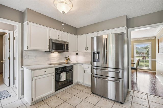 2028 W CANNON CV, Memphis, TN 38016