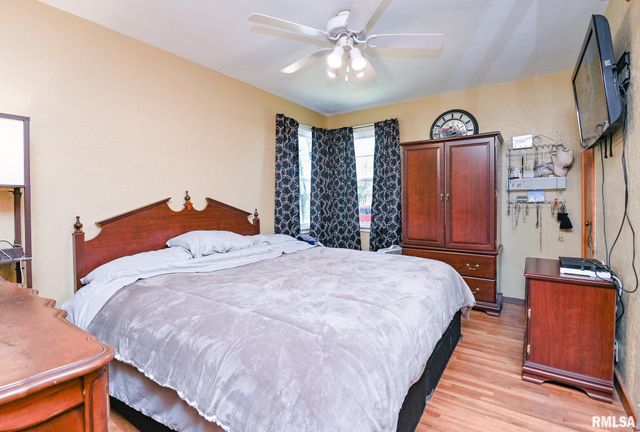 105 LOREN Street, Washington, IL 61571