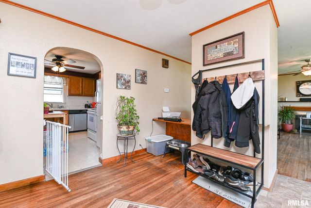 105 LOREN Street, Washington, IL 61571