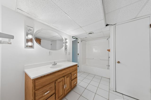7925 29th Avenue N, New Hope, MN 55427