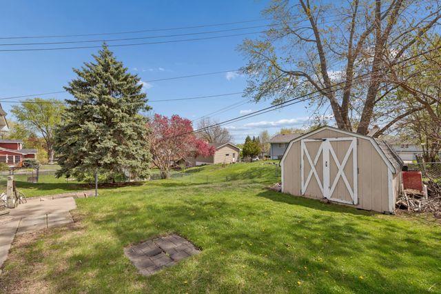 7925 29th Avenue N, New Hope, MN 55427