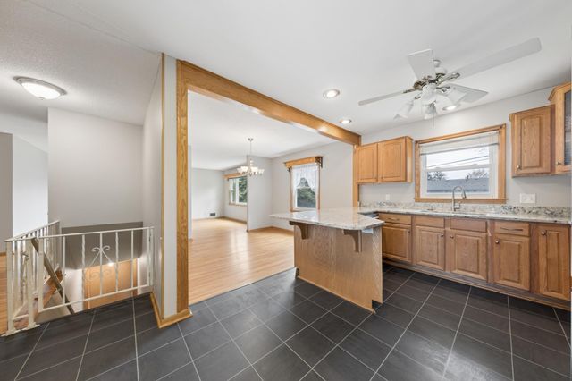 7925 29th Avenue N, New Hope, MN 55427