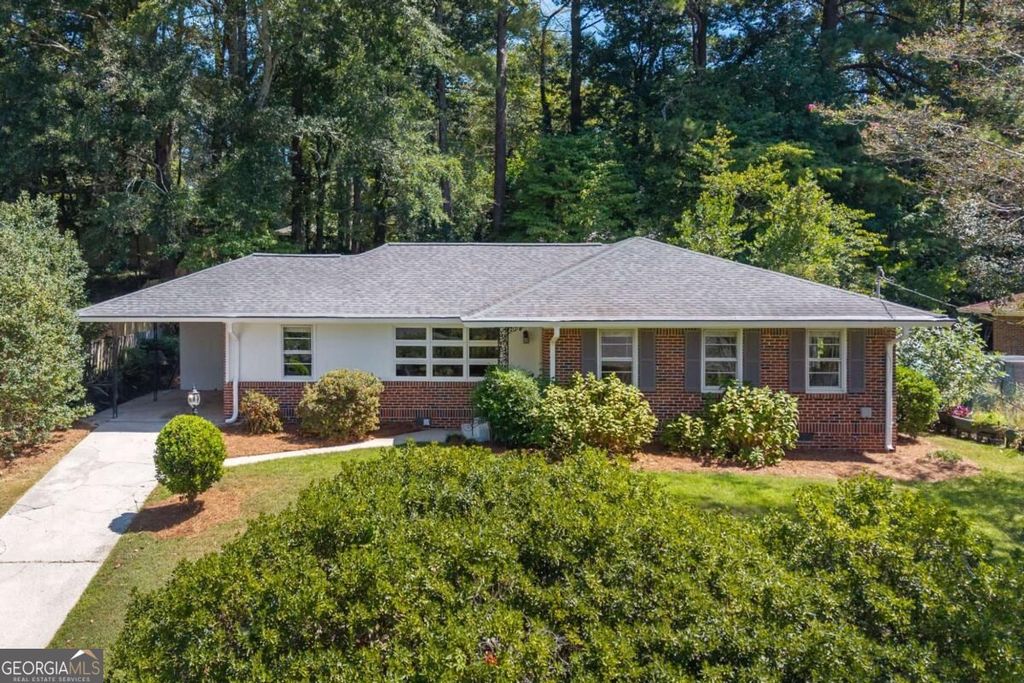 567 N Superior Avenue, Decatur, GA 30033 — exterior
