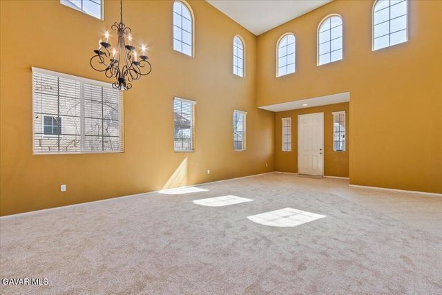 4821 W Avenue J4, Lancaster, CA 93536
