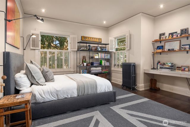 7735 Overlake Drive W, Medina, WA 98039