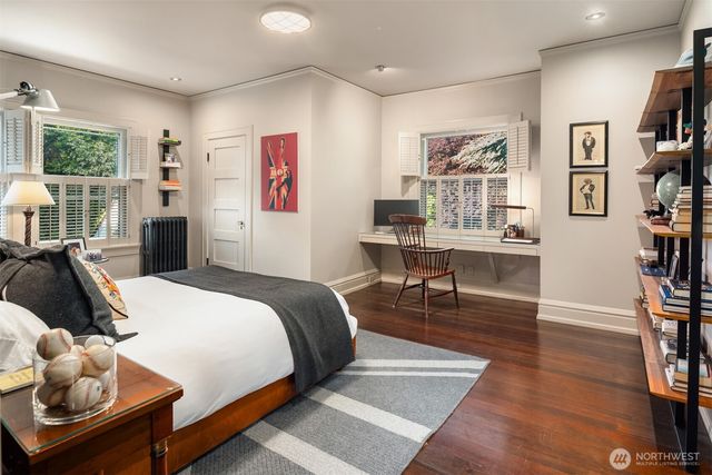 7735 Overlake Drive W, Medina, WA 98039