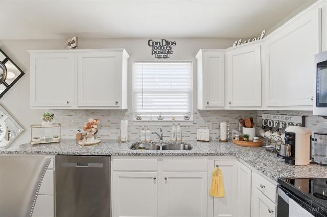 262 Taylor Drive, Wilmington, OH 45177