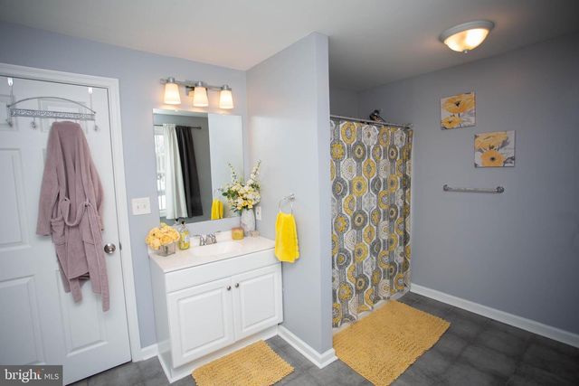 427 CHURCH ST, Williamstown, NJ 08094