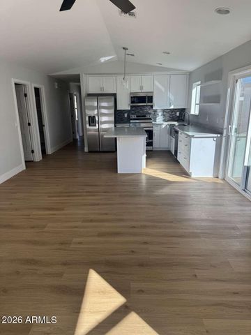 318 W ROOSEVELT Avenue, Coolidge, AZ 85128