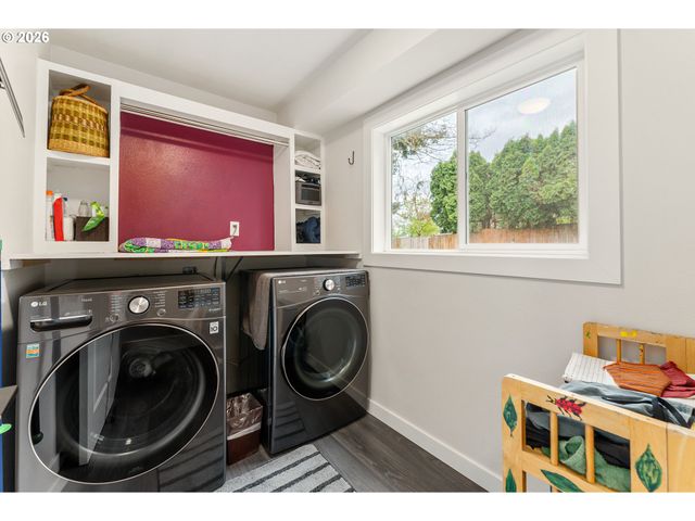 909 Nw 49th St, Vancouver, WA 98663