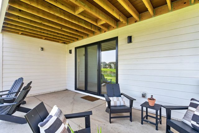 125 NW Alderleaf Drive, Waukee, IA 50263
