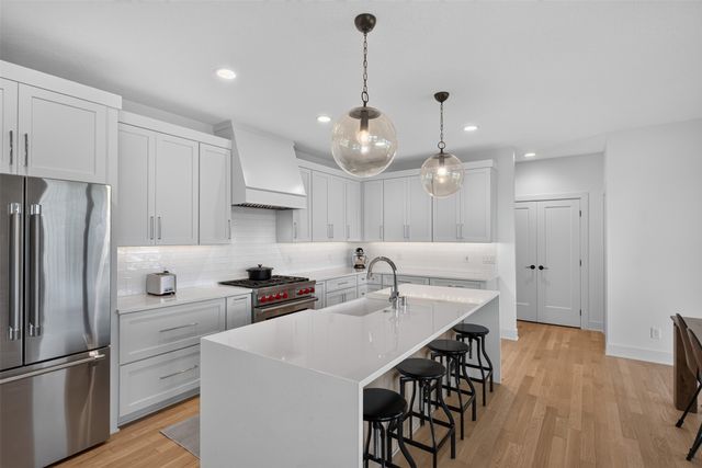 125 NW Alderleaf Drive, Waukee, IA 50263