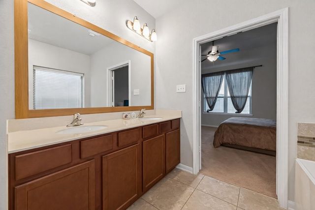 5114 Monarch Belle Lane, Katy, TX 77493