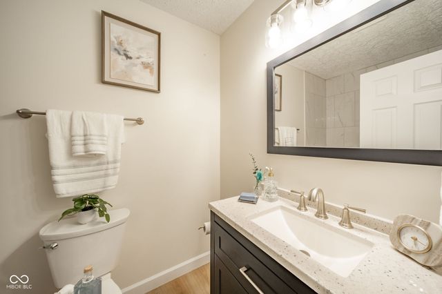 1596 Marborough Lane, Indianapolis, IN 46260