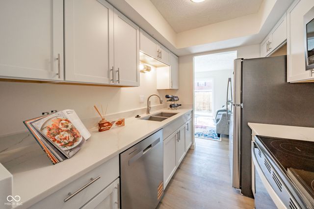 1596 Marborough Lane, Indianapolis, IN 46260