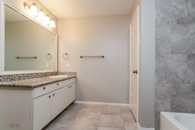 947 Leadenhall Circle, Channelview, TX 77530