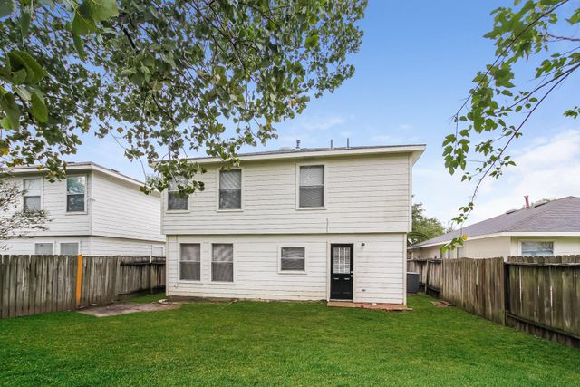 947 Leadenhall Circle, Channelview, TX 77530