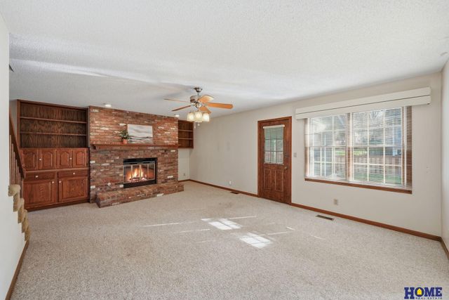 930 Evergreen Drive, Lincoln, NE 68510