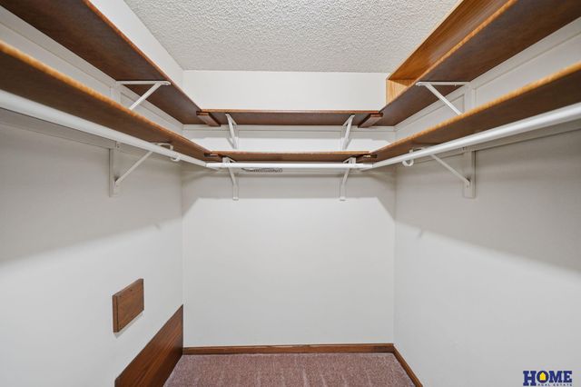 930 Evergreen Drive, Lincoln, NE 68510