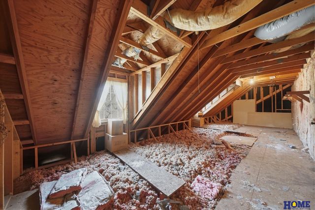 930 Evergreen Drive, Lincoln, NE 68510