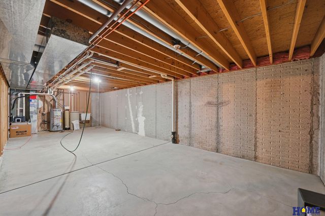 930 Evergreen Drive, Lincoln, NE 68510