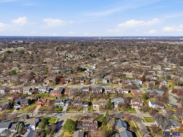 930 Evergreen Drive, Lincoln, NE 68510
