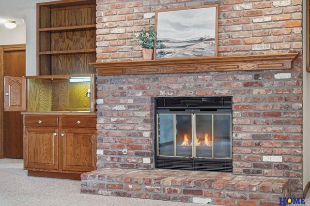 930 Evergreen Drive, Lincoln, NE 68510