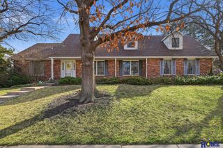 930 Evergreen Drive, Lincoln, NE 68510