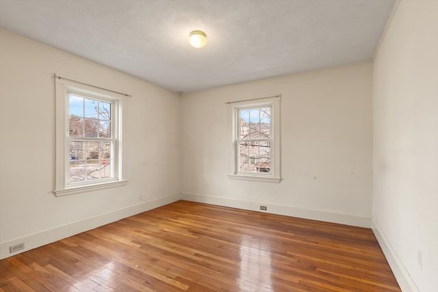 11 Poplar St, Belmont, MA 02478