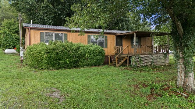 97 Delina Boonshill Rd, Petersburg, TN 37144