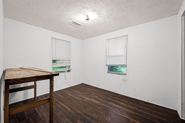 97 Delina Boonshill Rd, Petersburg, TN 37144