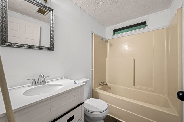 97 Delina Boonshill Rd, Petersburg, TN 37144