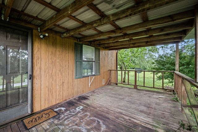 97 Delina Boonshill Rd, Petersburg, TN 37144