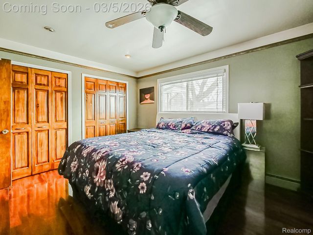 31745 Schoolcraft, Fraser, MI 48026