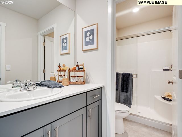 17803 Se Quarry Dr, Vancouver, WA 98683