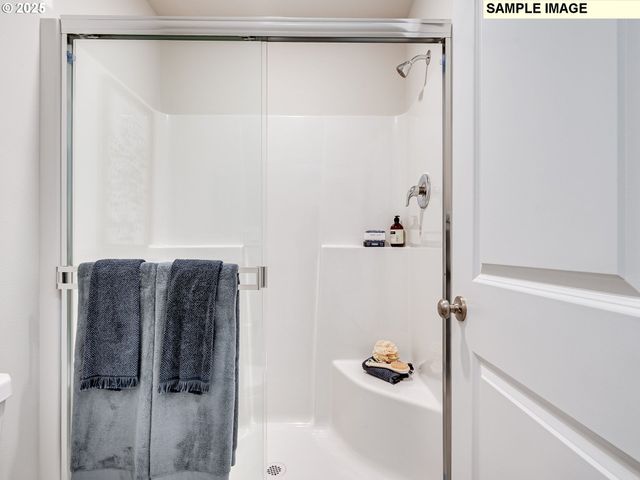 17803 Se Quarry Dr, Vancouver, WA 98683