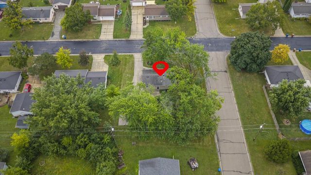 1200 FIELDCREST DRIVE, Menasha, WI 54952