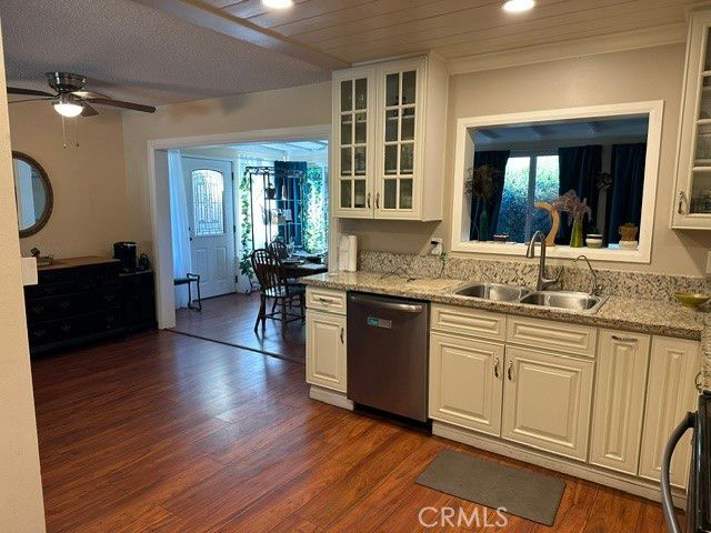 321 Rainier, Hemet, CA 92543
